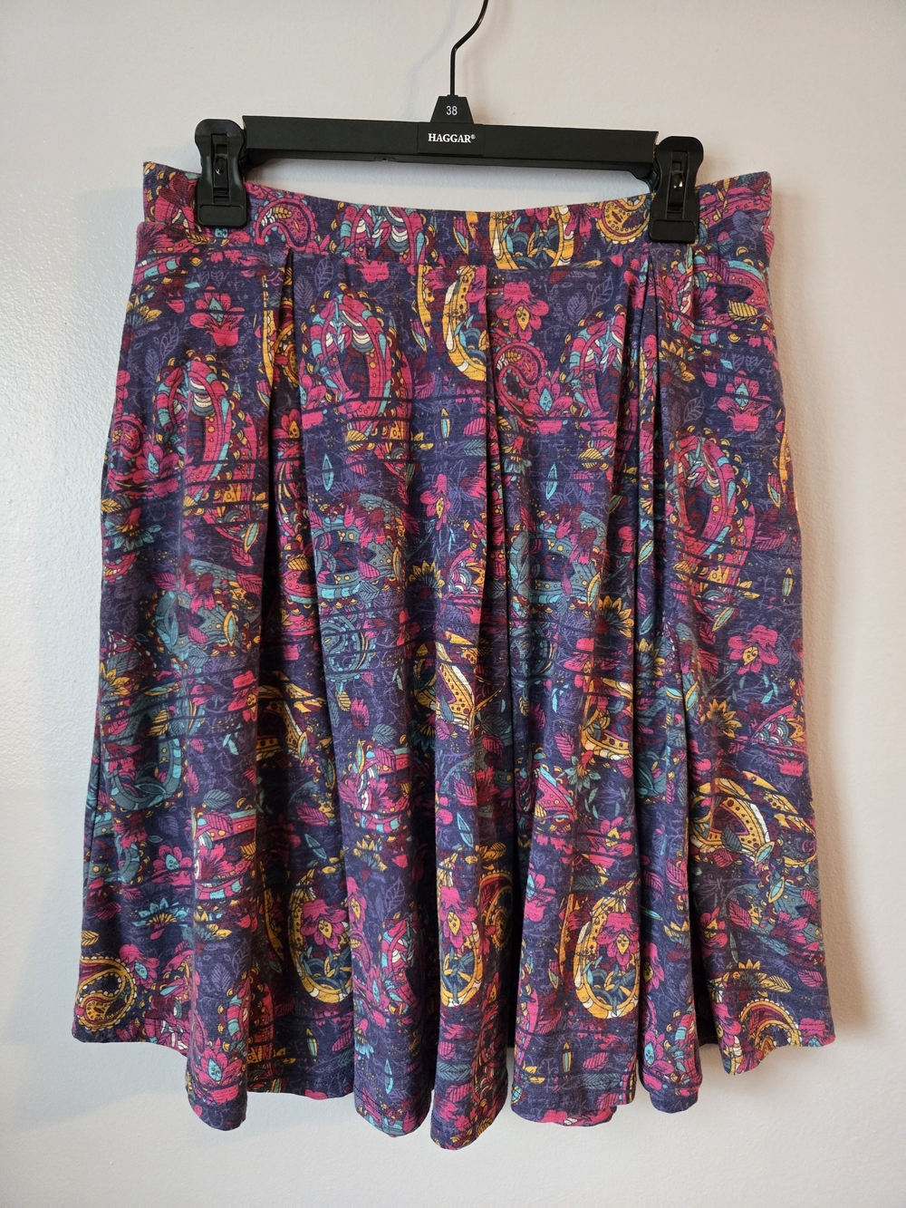 LuLaRoe Madison Skirt Purple Pink Paisley Pleated A-Line with Pockets Size Large